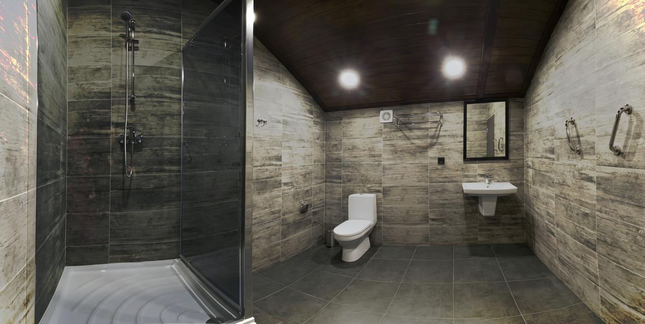 Dating Hotel Cherry Twins (Adults Only) Kijów Zewnętrze zdjęcie